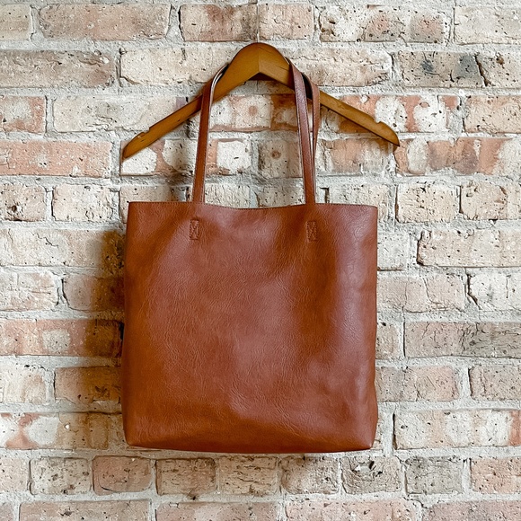 Modcloth Handbags - NWT Vegan Leather Everyday Tote